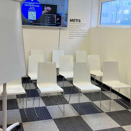 Ibis Budget Lyon Caluire Cite Internationale Exterior photo