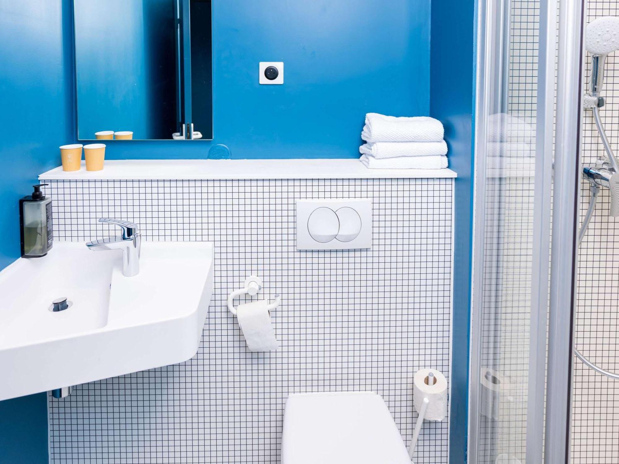 Ibis Budget Lyon Caluire Cite Internationale Exterior photo